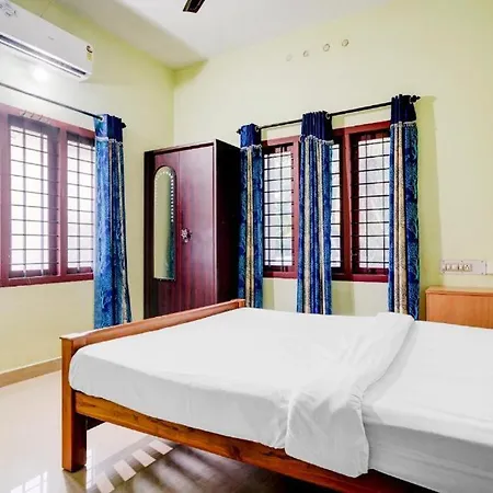 Shalom Palace Kochi Exterior photo