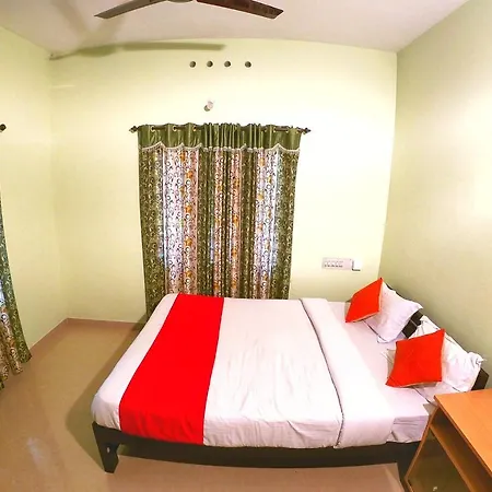 Shalom Palace Kochi Exterior photo