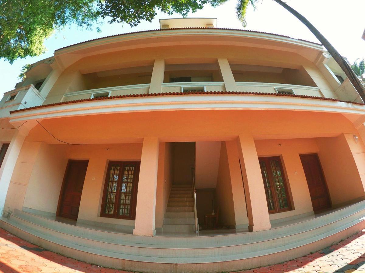 Shalom Palace *